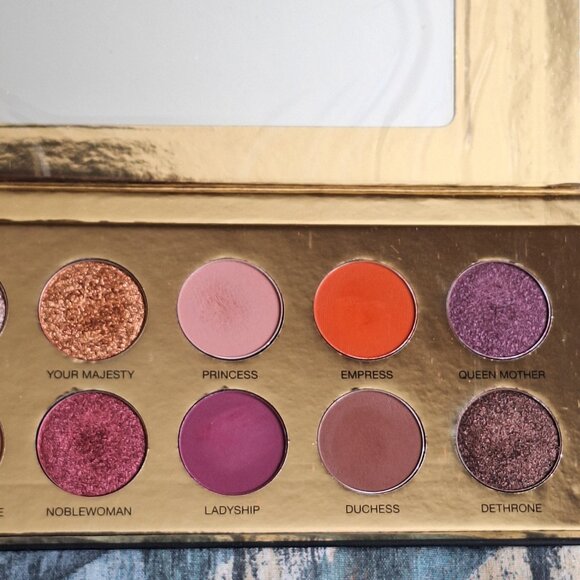 ๐ Coloured Raine โ Queen of Hearts Eyeshadow Palette (Lightly Used) - Picture 3 of 7